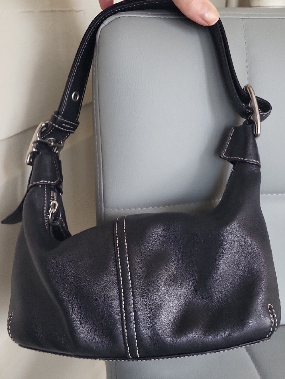 Classic Coach Black Leather Shoulder Bag - Vintage
